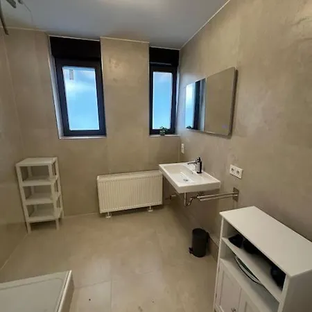 Lit Living - Luxury Penthouse - Box Spring - Best View Apartment *