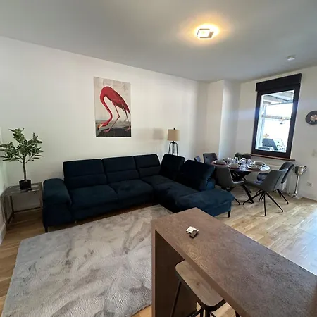 Lit Living - Luxury Penthouse - Box Spring - Best View Apartment *
